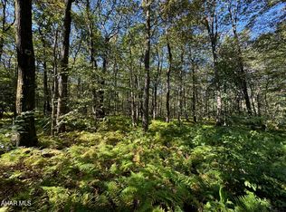 Grouse Ln, New Paris, PA 15554