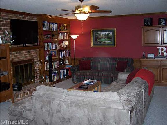 3rd image of 3926 Bradenton Dr