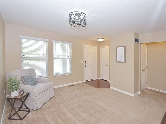 3rd image of 9832 Cedar Cove Ln
