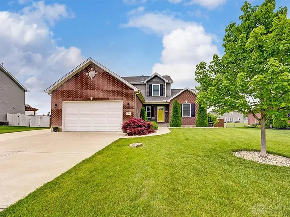 256 Auburn Meadows Ct, Carlisle, OH 45005