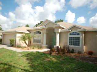 2440 Fountain Rd, Deltona, FL 32738