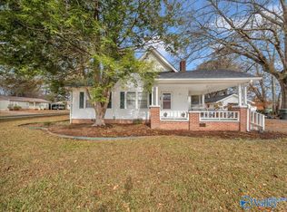 112 W Cherry St, Scottsboro, AL 35768