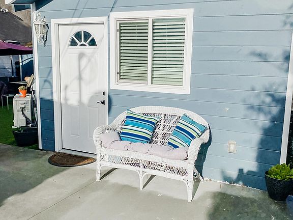 5th image of 12433 Allin St