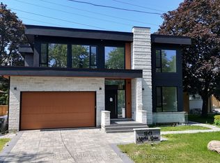 1349 Melton Dr, Mississauga, ON L4Y 1L6