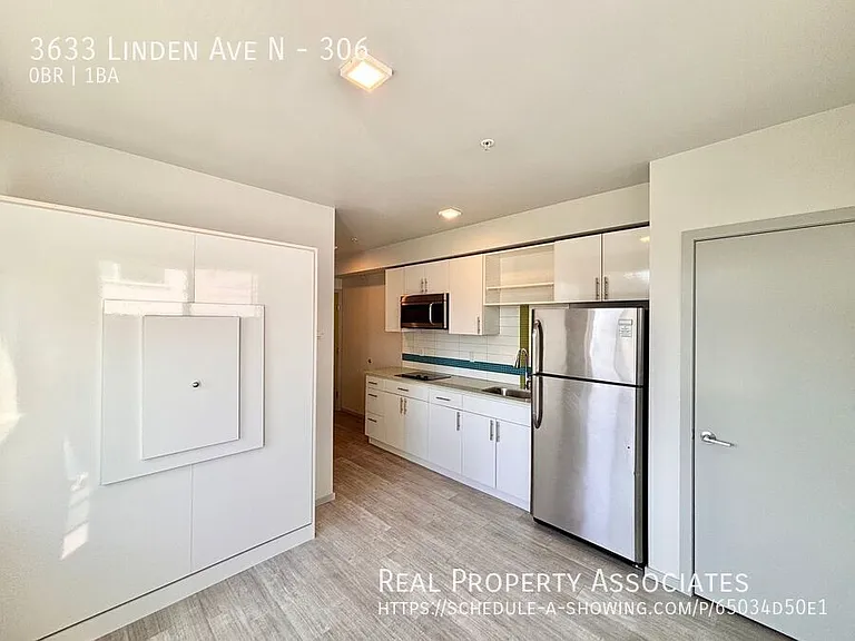 3633 Linden Ave N — Photo 22