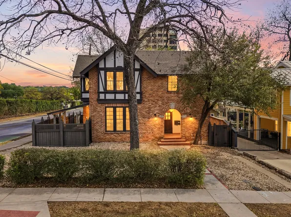 162 Davis Ct, San Antonio, TX