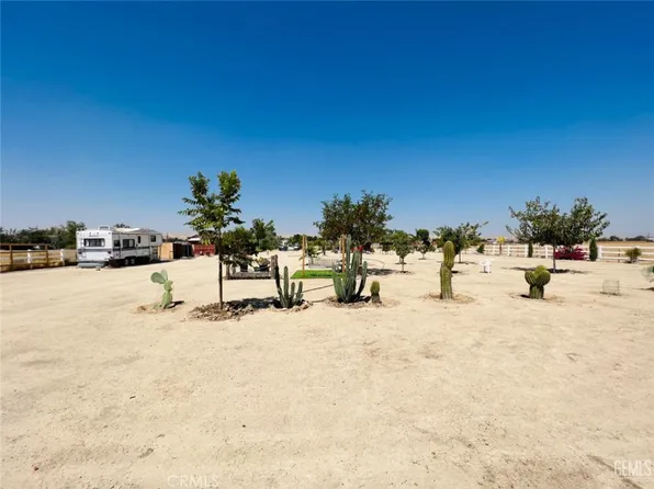 28149 Carousel Ave #17, Taft, CA 93268