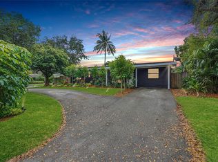 300 NW 28th St, Wilton Manors, FL 33311
