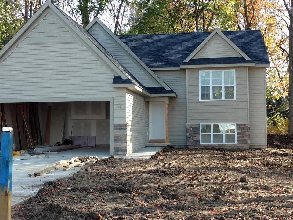 1st image of 4622 Cider Wood Dr NW