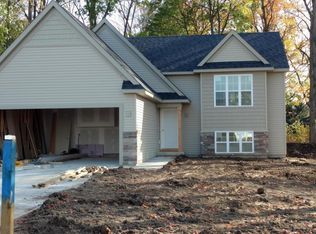 4622 Cider Wood Dr NW, Grand Rapids, MI