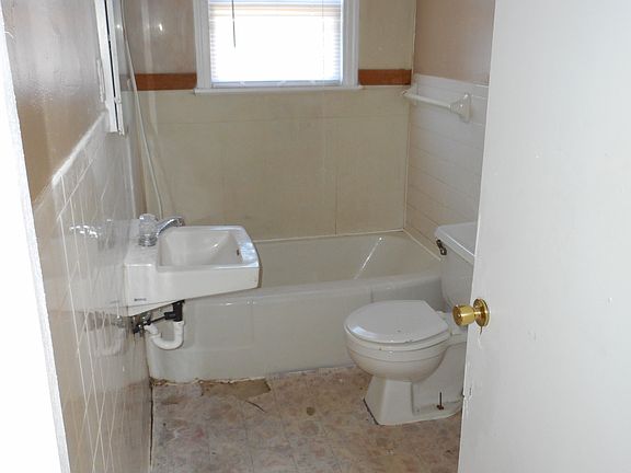 Bathroom_01042016