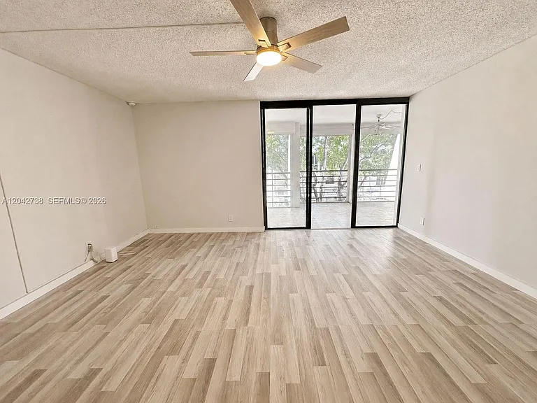 20200 W Country Club Dr #Penthouse 16 — Photo 16