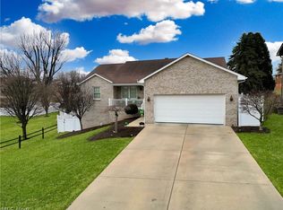 1343 Courtland Rd, Weirton, WV 26062