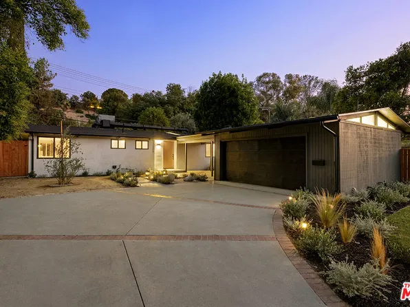 22806 Calabash St, Woodland Hills, CA 91364