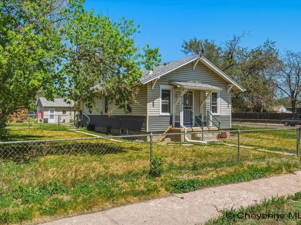 714 E 5th St, Cheyenne, WY 82007