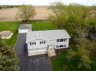 3040 Sauk Dr, New Lenox, IL 60451