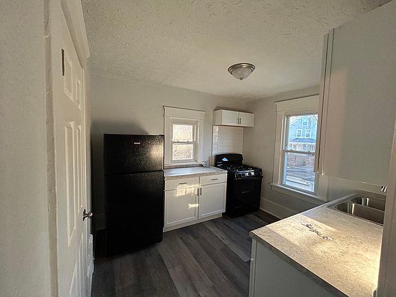 3rd image of 56 Aqueduct St #B