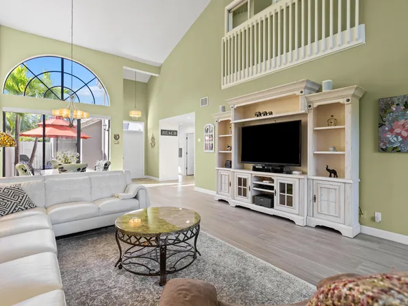5465 Monterey Circle #16, Delray Beach, FL 33484