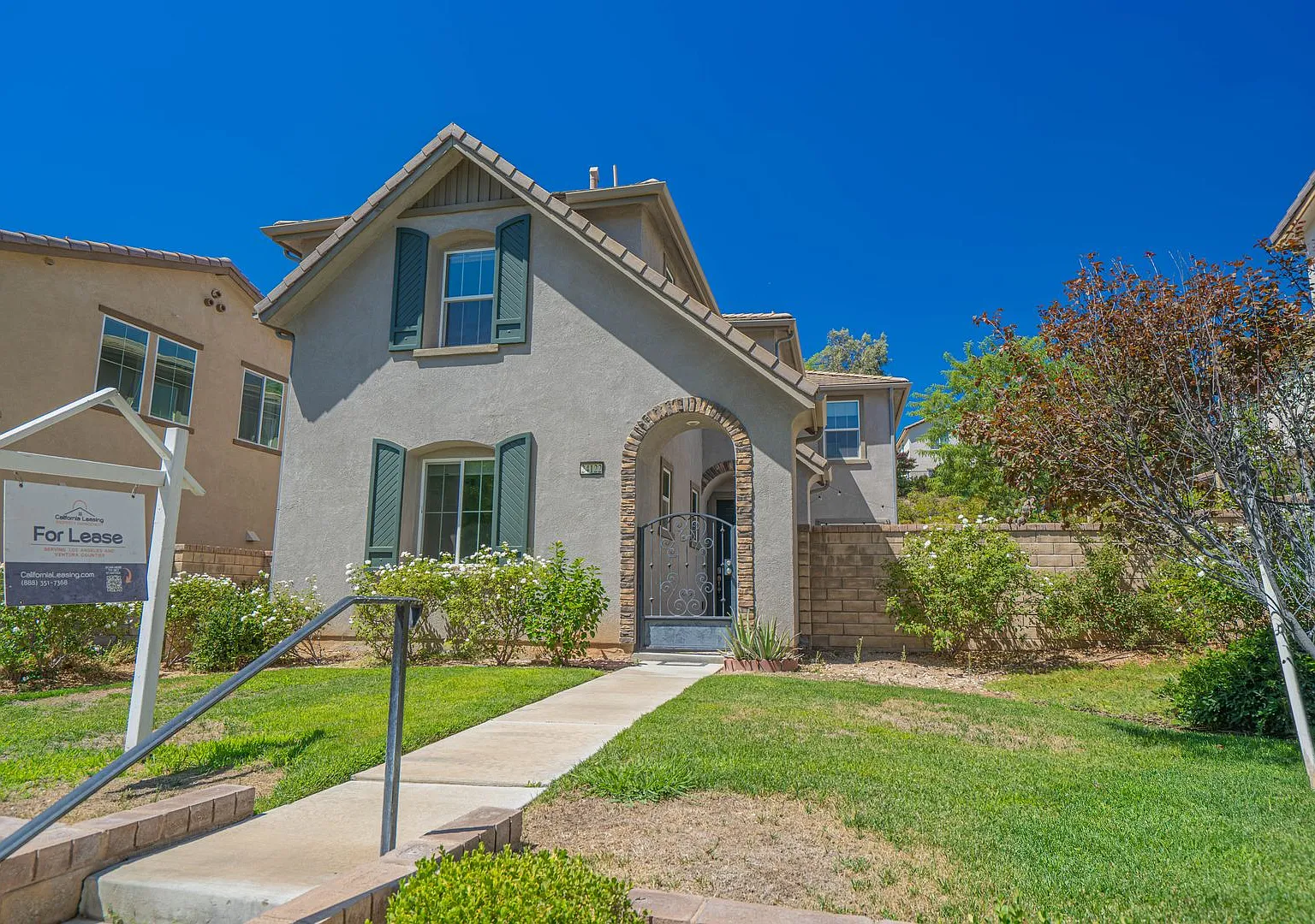 West Creek 4-Bedroom Home for Rent in Valencia! — Photo 1