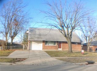 5629 Shady Oak St, Dayton, OH 45424