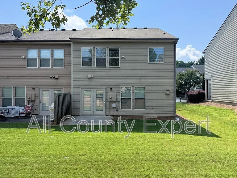 1065 Township Cir — Photo 26