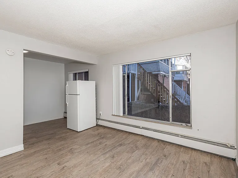 Skylark Apartments — Photo 38