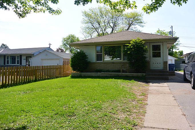 1st image of 2406 Stewart Ave