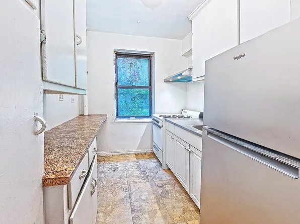 3017 Riverdale Avenue image 1 of 13