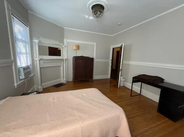 27 Boylston St #1, Boston, MA 02130
