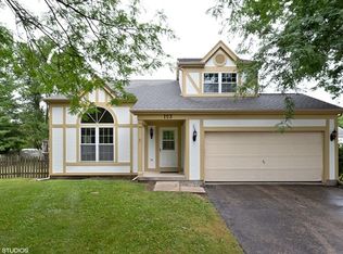 123 Tay River Dr, Carpentersville, IL 60110