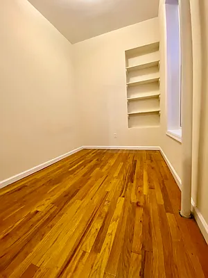 Rented by Douglas Elliman | media 8