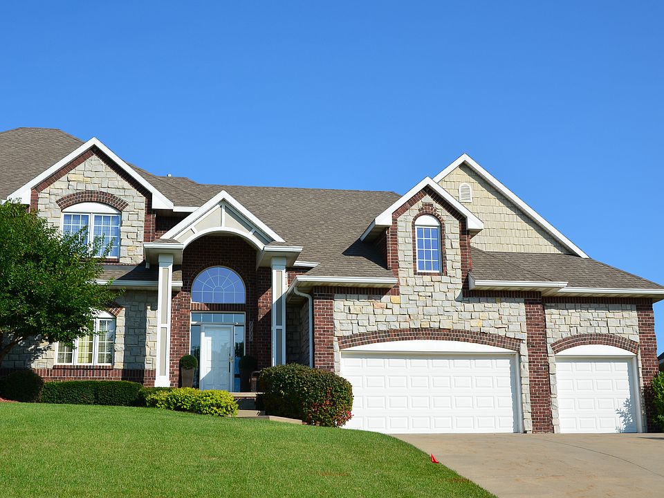 1st image of 1133 Glen Oaks Dr