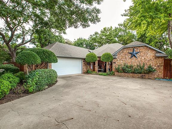 3rd image of 606 Renee Ln