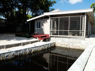 701 NW Seven Street Rd, Miami, FL 33136