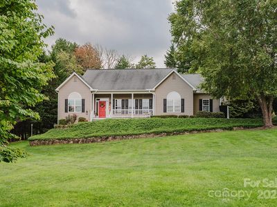 2007 Holly Tree Hl, Hendersonville, NC, 28739