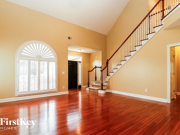 4th image of 1033 Bidwell Cir