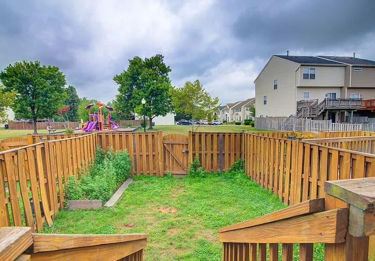 424 Ginkgo Ter NE — Photo 15