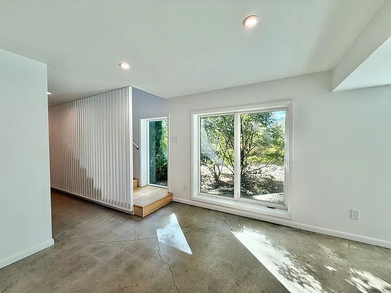 3322 Ocotea St — Photo 26