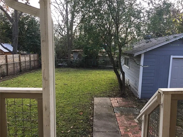 1517 Piedmont Ave — Photo 19