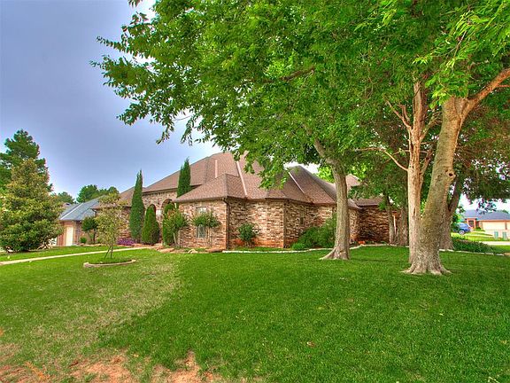 4th image of 13000 Red Cedar Cir