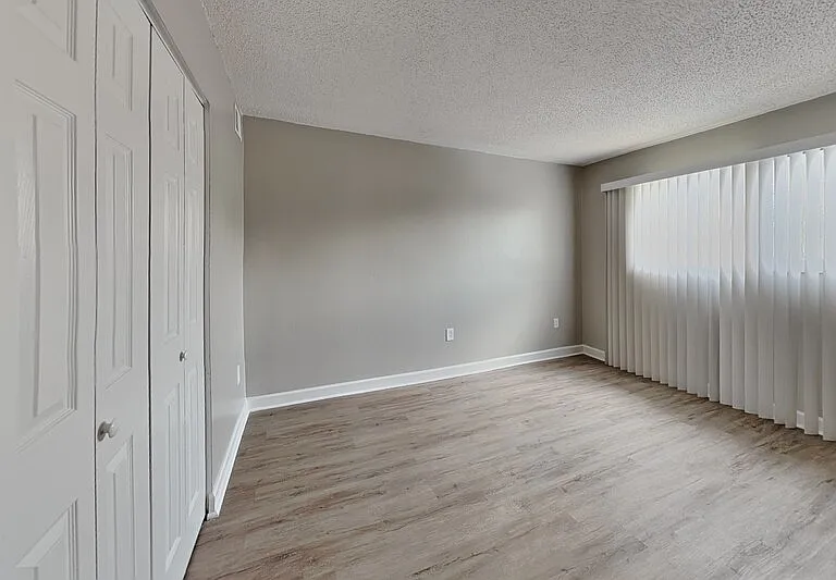 918 Lake Destiny Rd #E — Photo 22