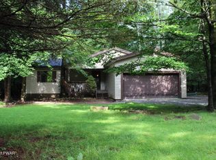 1050 Beaver Run Rd, Newfoundland, PA 18445