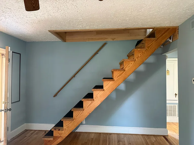 324 E Peterson Dr — Photo 62