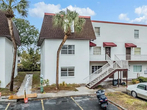 9119 Tudor Dr #E201, Tampa, FL 33615