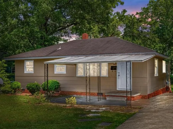 1110 Homeland Ave, Greensboro, NC 27405