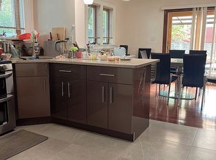3201 150th Pl, Flushing, NY 11354
