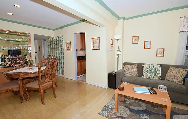 Sold by Benjamin Realty Since 1980 | media 8