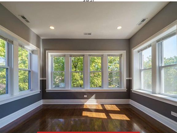 3rd image of 6542 S Maplewood Ave Unit 1