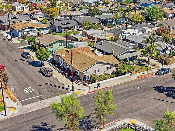 3rd image of 3595 Arizona St