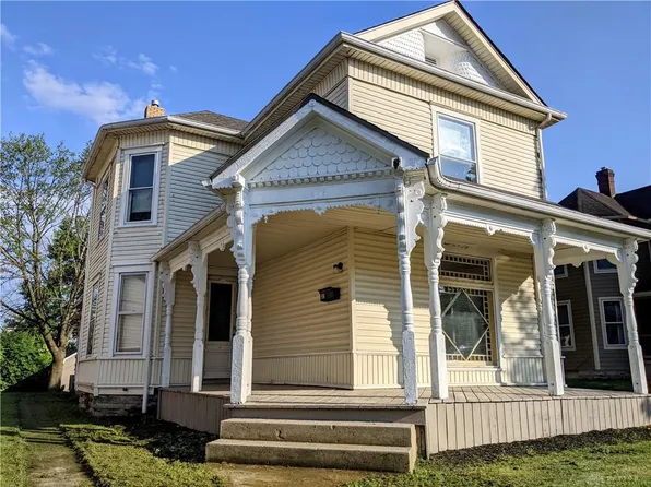 37 Western Ave, Brookville, OH 45309
